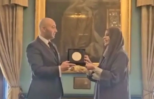 Honoring the international Emirati artist and distinguished personality, Latifa Bint Issa 9 news latifa